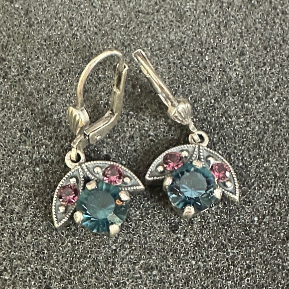 Round Blue and Fuscia stones. Lever Back Earrings - Pewter Tone. - Picture 3 of 4